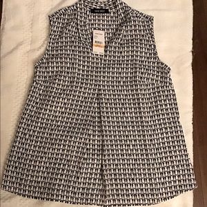 Cute work shirt, or pair it with jeans for a night out.